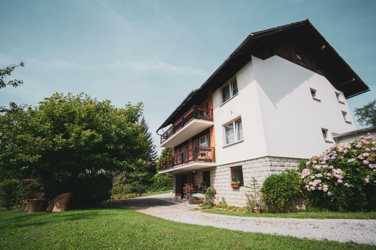 Apartmaji Retro Spodnje Gorje Экстерьер фото